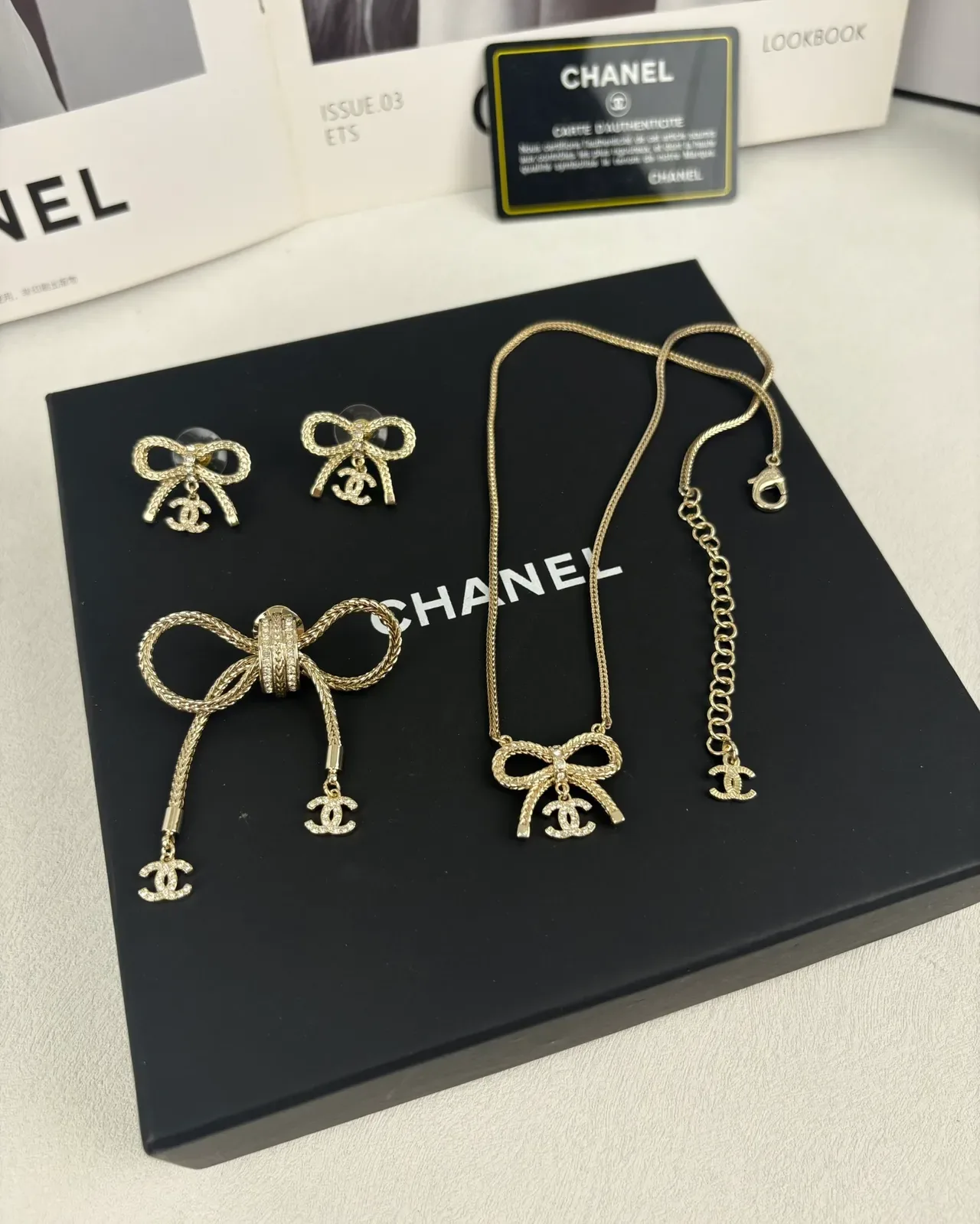 Chanel Bow Brooch Gold Silver Braided Rope Texture Brooch 4