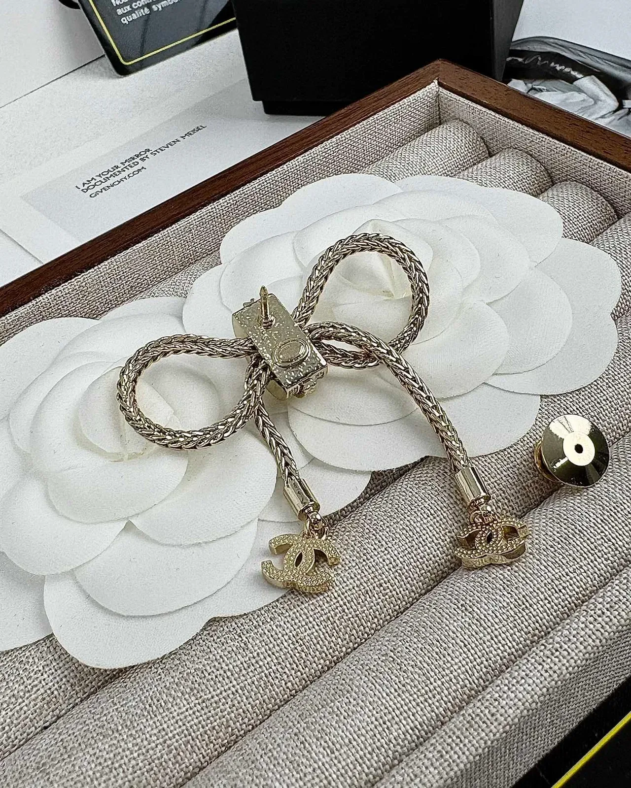 Chanel Bow Brooch Gold Silver Braided Rope Texture Brooch 7