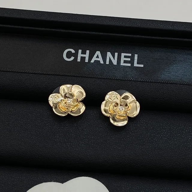 Chanel Fleur Camélia Boucles d'oreilles Cristal Or doré 3