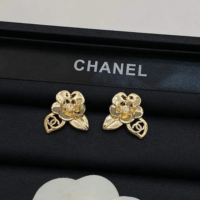 Chanel Fleur Camélia Boucles d'oreilles Cristal Or doré 4