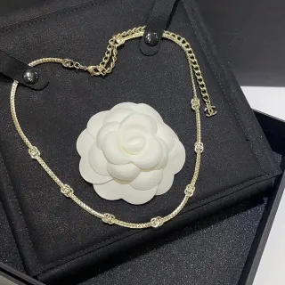 Chanel Camellia Necklace সাদা সোনা চেইন পেন্ডেন্ট নেকলেস