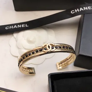 Chanel CC সোনা কালো রিজিড কাফ পাভে ক্রিস্টাল ব্যান্ড ব্রেসলেট