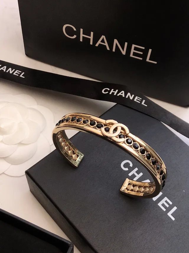 Chanel CC bracelet or noir rigide manchette pavé cristal bande bracelet 4