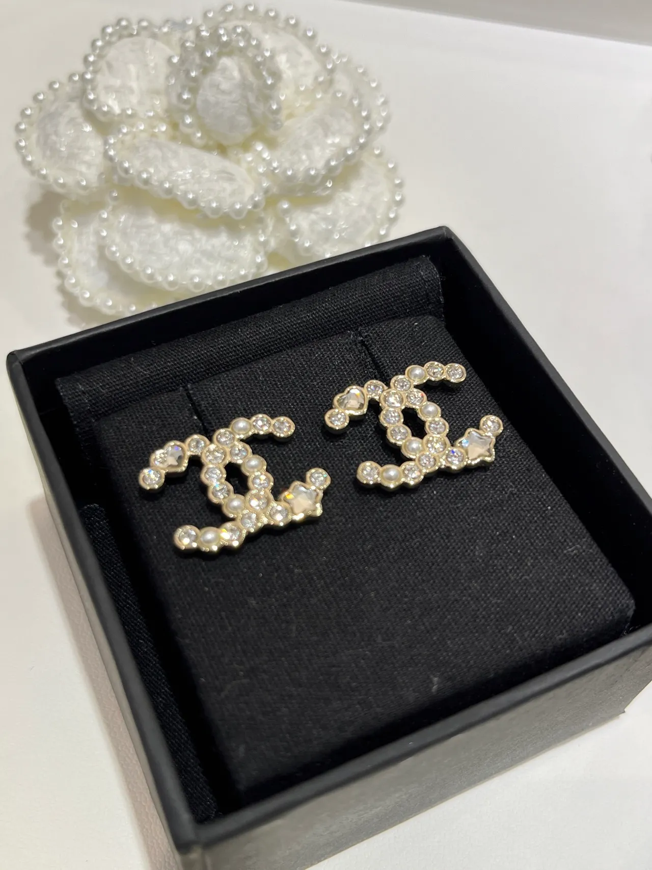 Chanel CC Cristal et Perle Boucles d'oreilles Stud 5