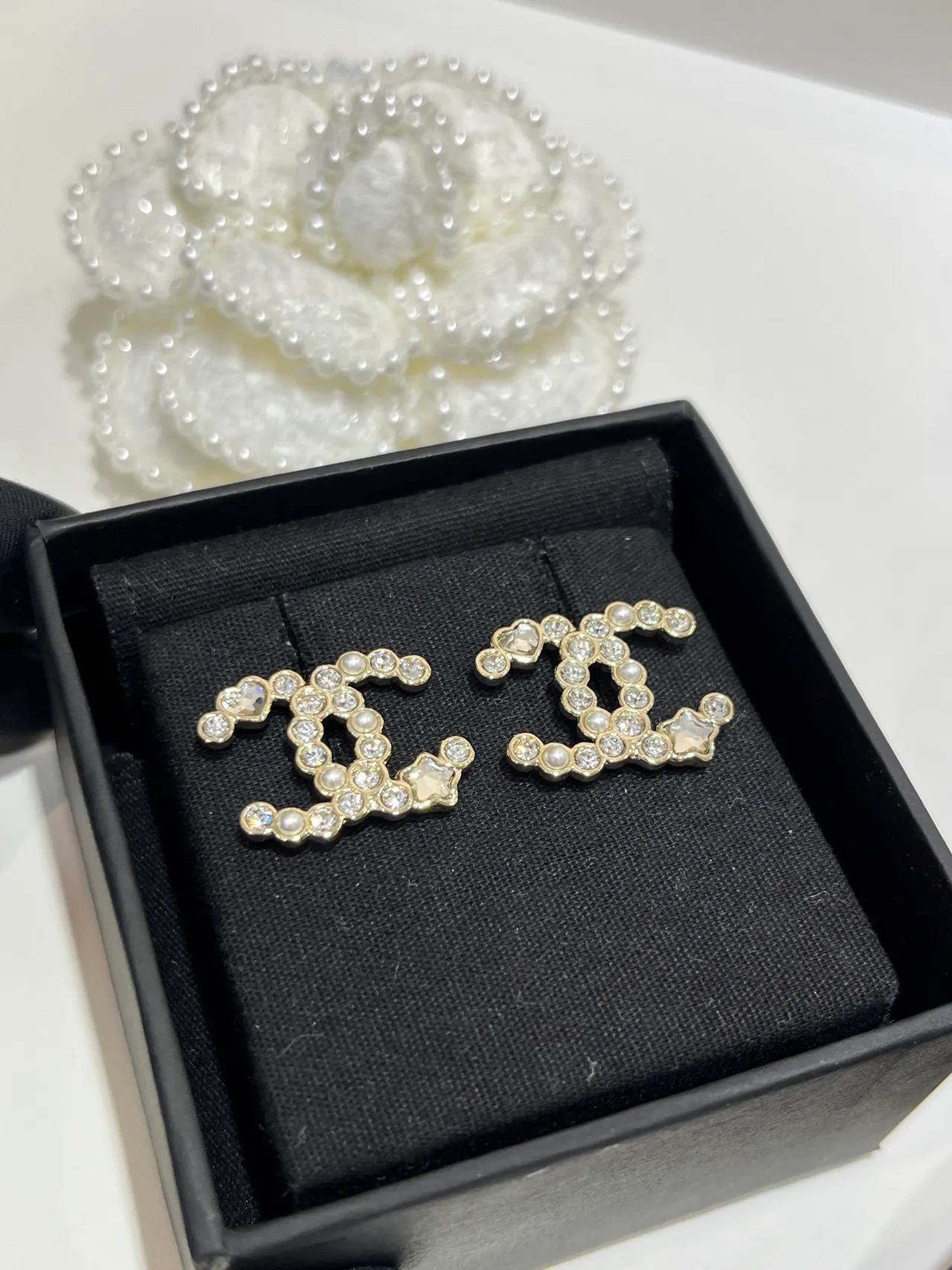 Chanel CC Cristal et Perle Boucles d'oreilles Stud 7
