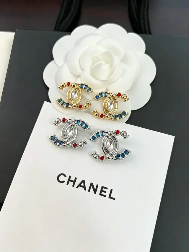 Chanel CC Silver Blue Interlocking Logo Marquise-Cut Central Crystal Earrings 6