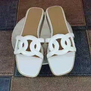 Chanel CC Slide أبيض شعار متشابك صندل كاجوال