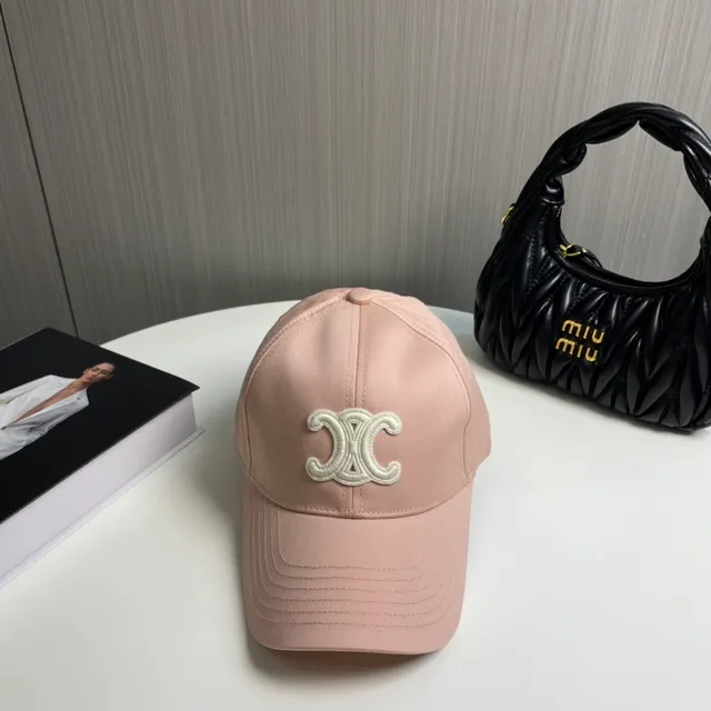 Chanel कढ़ाई CC लोगो धूल भरी गुलाबी बेसबॉल कैप 2
