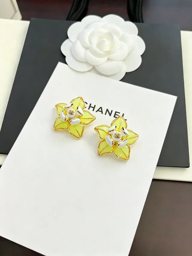 Chanel Floral Enamel Yellow and White Gold-Tone Stud Earrings 3