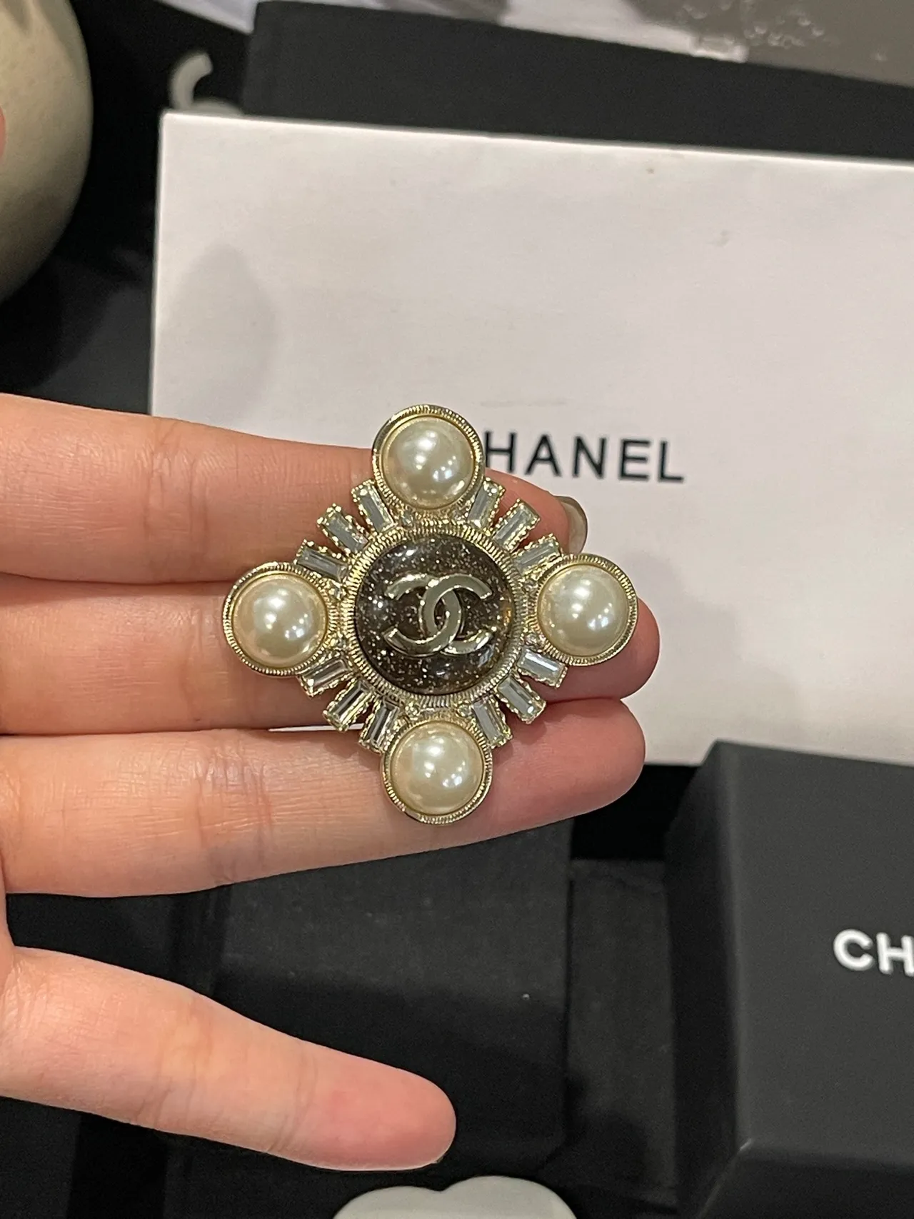 Chanel Gold Beige Cross-Shaped Pearl-Embellished Brooch 8
