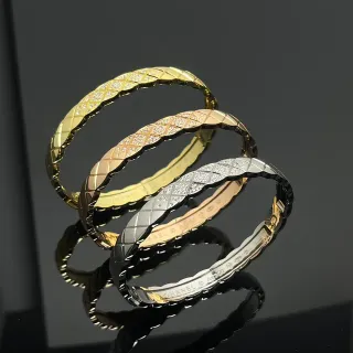 Chanel ذهبي فضي ماتلاسيه بافيه كريستال سوار