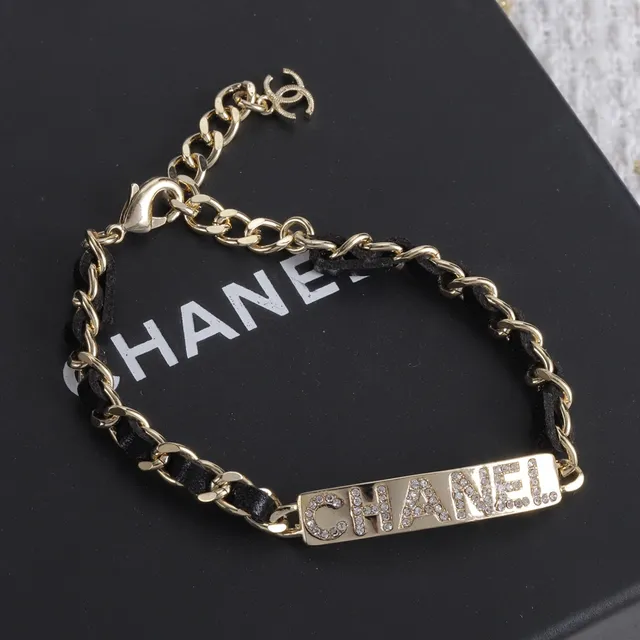 Chanel Plaque 手链 金黑 扭链 皮革包裹链节 手链 3