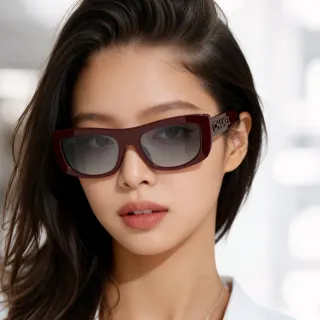 Chanel نظارات شمسية مستطيلة بورجوندي جرادينت