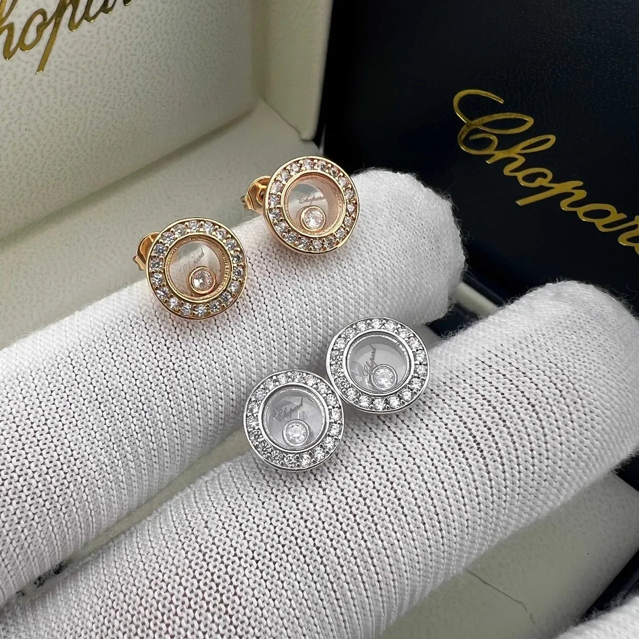 Chopard Happy Diamonds Boucles d'oreilles Diamants Pavé Halo Flotants 3