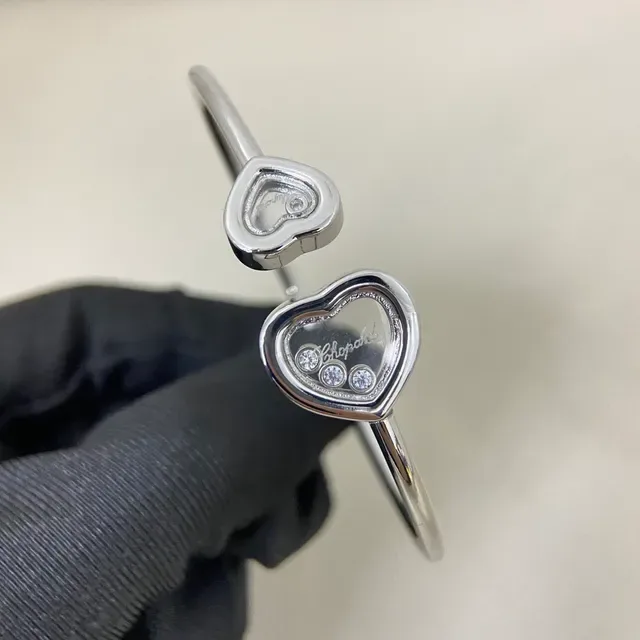 Chopard Happy Hearts Heart-Shaped Floating Diamond Bangle Bracelets 4