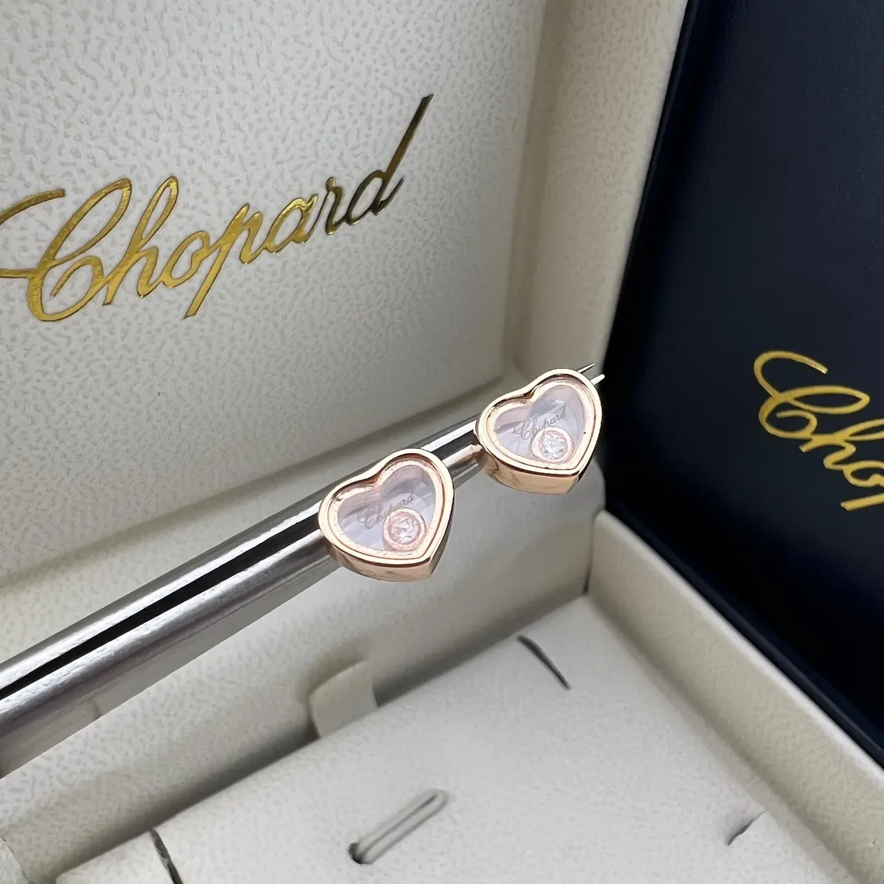 Chopard Happy Hearts Heart-Shaped Mobile Diamond Earrings 4