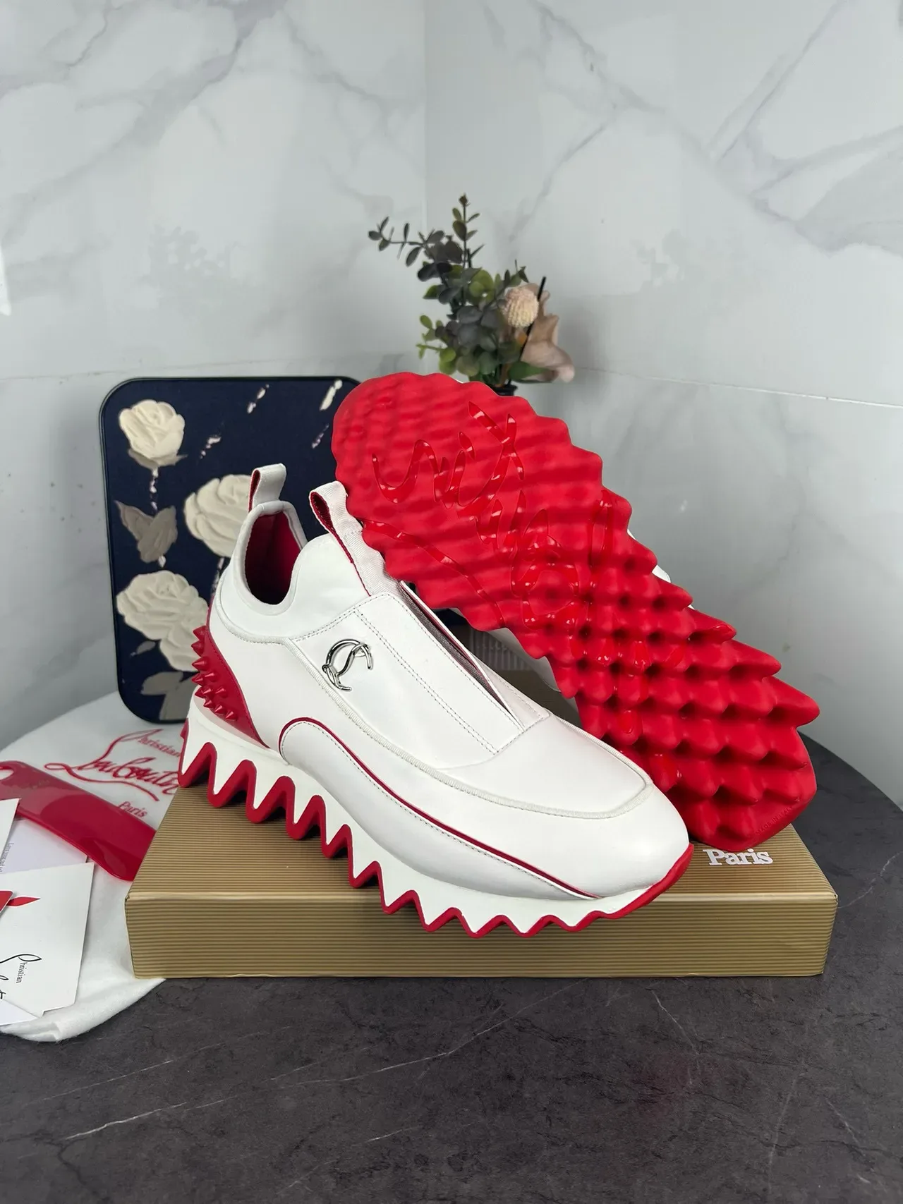 Christian Louboutin أبيض أحمر سيليب أون كعب مسمار لايف ستايل سنيكرز 3
