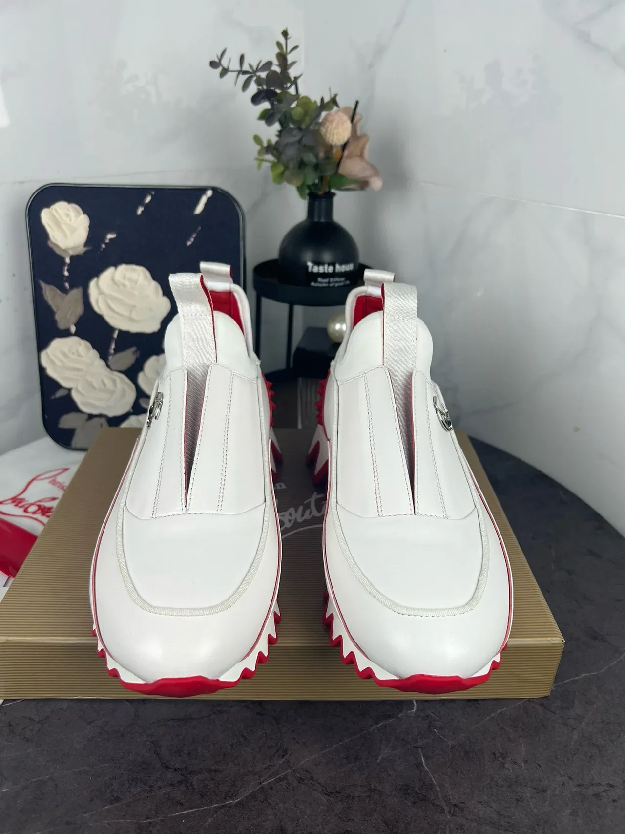 Christian Louboutin أبيض أحمر سيليب أون كعب مسمار لايف ستايل سنيكرز 8