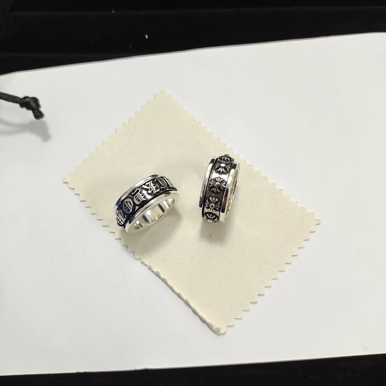 Chrome Hearts Rotating Band Ring Silver Black Enamel Inlay Ring 2
