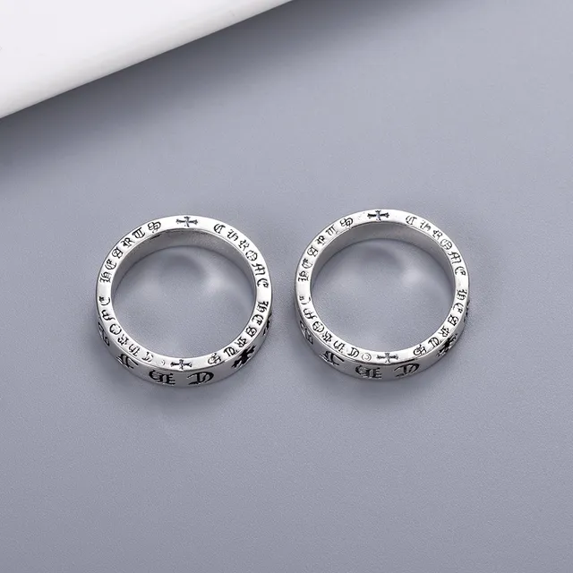 Chrome Hearts स्क्रिप्ट बैंड क्रॉस चांदी काला उकेरा माल्टीज़ मोटिफ्स अंगूठी 5