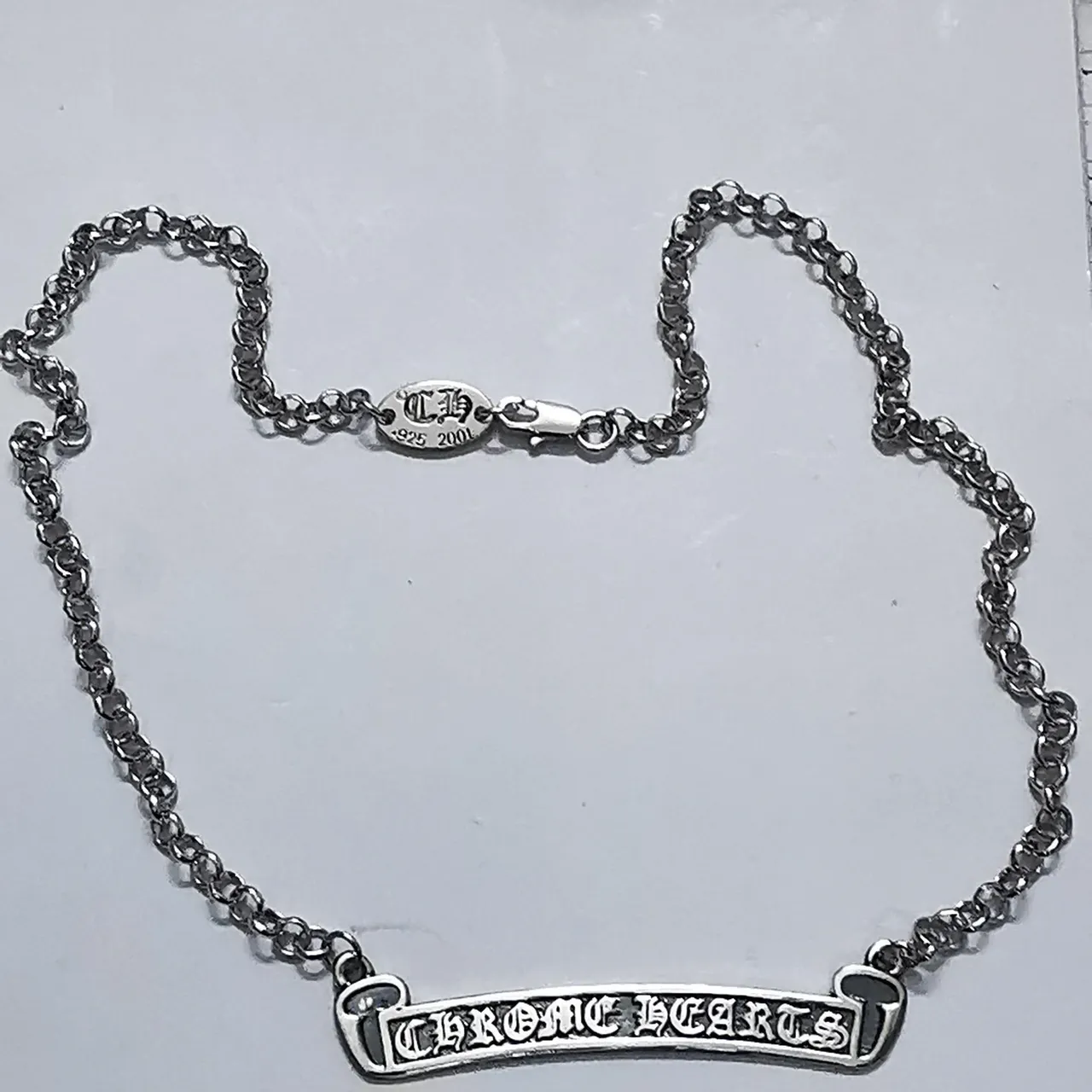 Chrome Hearts 卷轴栏项链 银吊坠 哥特字母项链 4