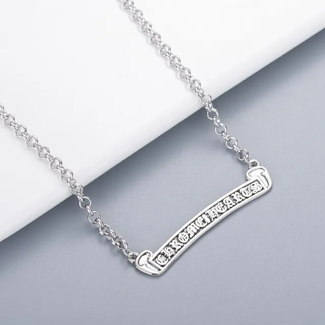 Chrome Hearts 卷轴栏项链 银吊坠 哥特字母项链 5