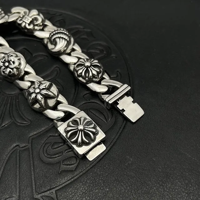 Chrome Hearts Signature Curb Link Floral Skull Bracelet 7