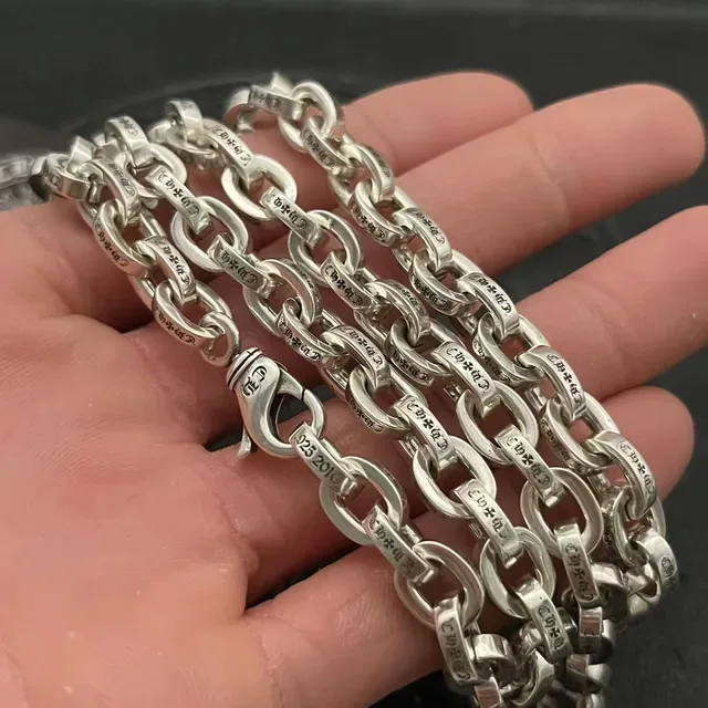 Chrome Hearts Cadena de eslabones ovalados pesados plateada negra totalmente grabada 4