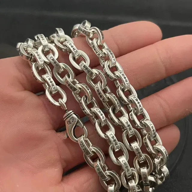 Chrome Hearts Cadena de eslabones ovalados pesados plateada negra totalmente grabada 5