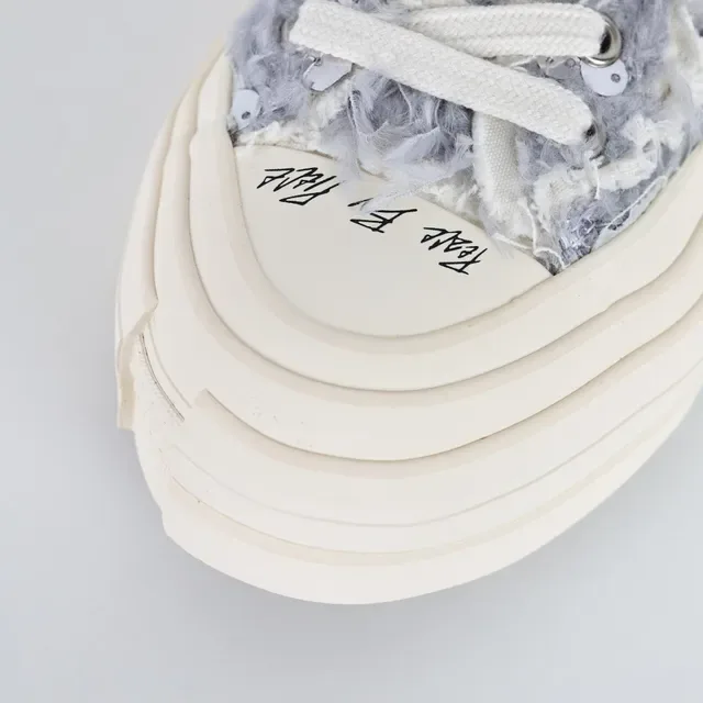 Converse ফাজি প্ল্যাটফর্ম স্লিপ-অন স্নিকার 5