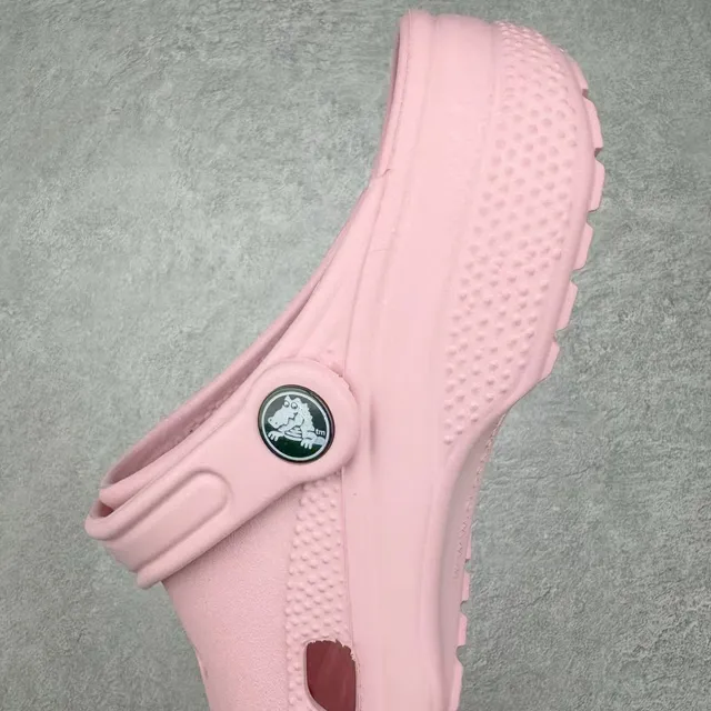 Crocs Classic Clog গোলাপি লাল মোল্ডেড ফোম অ্যাডজাস্টেবল স্ট্র্যাপ ক্লগ 4