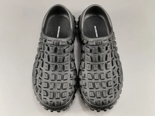 Crocs Echo Clog Gris Zueco de Espuma Moldada 13