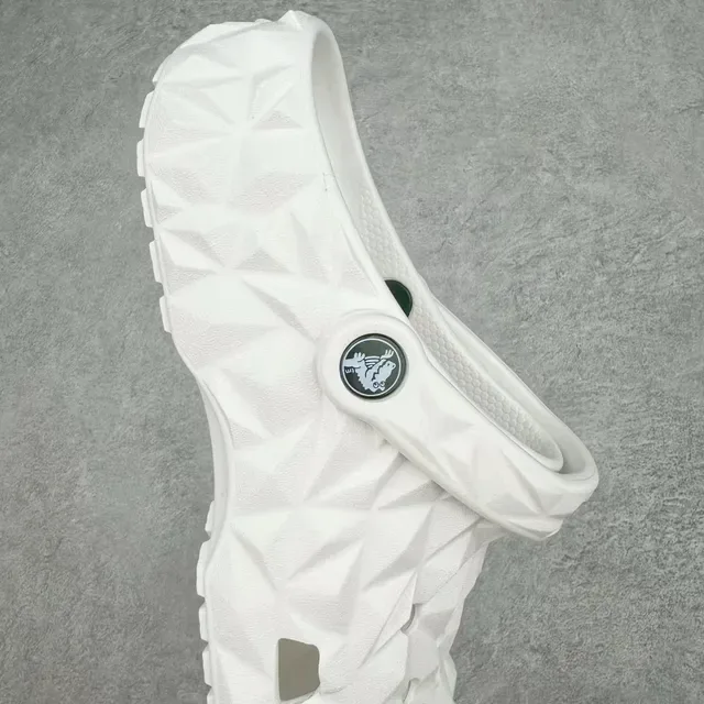 Crocs Echo White Geometric Faceted Upper Molded Foam Construction Clog 5