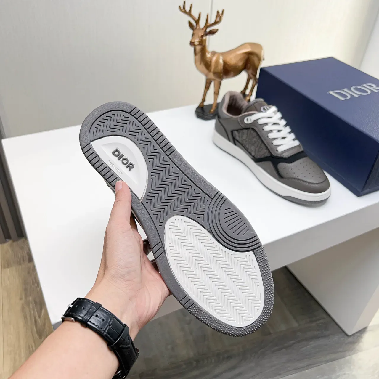 Dior B23 Gray Embossed Oblique Leather Lifestyle Sneakers 2