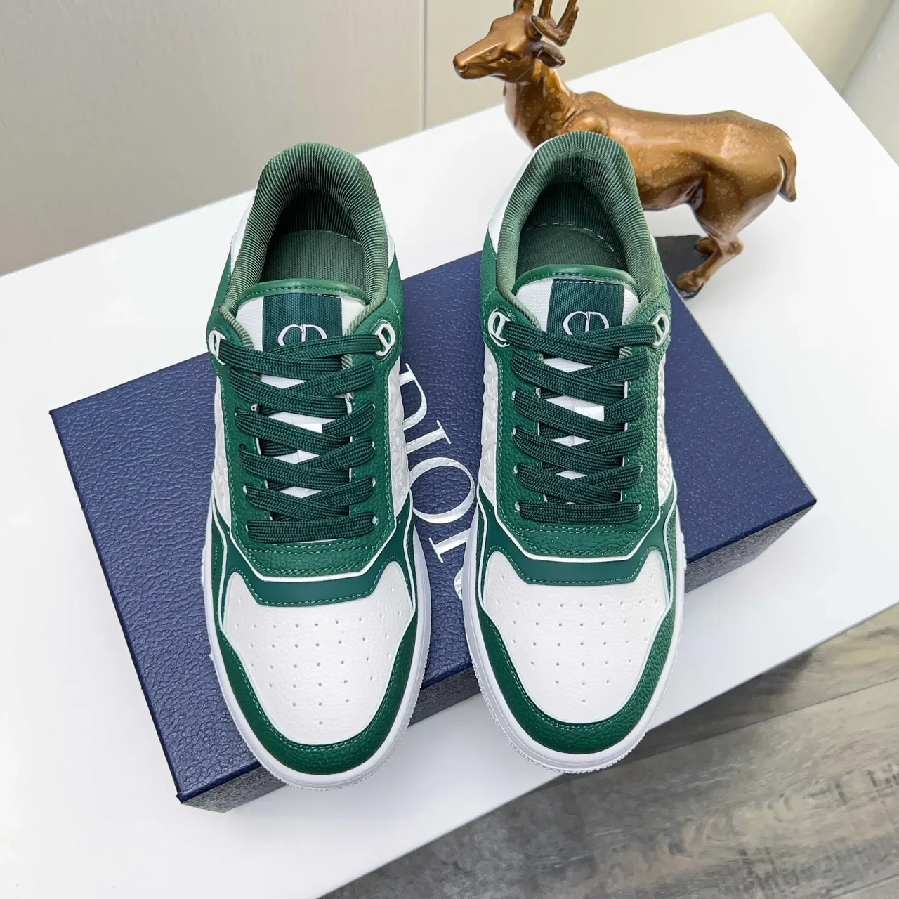 Dior B23 Tênis Lifestyle Verde e Branco com Embossado Oblique 3