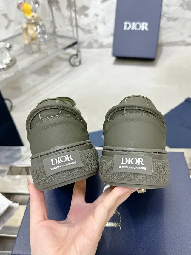 Dior B23 压花橄榄绿生活方式运动鞋 5