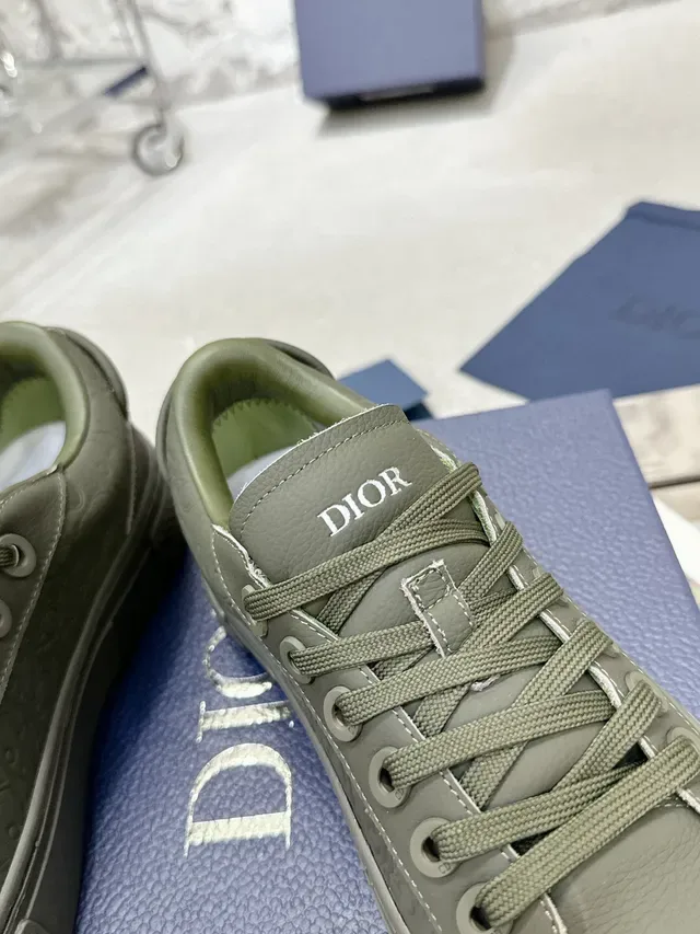 Dior B23 压花橄榄绿生活方式运动鞋 8