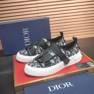 Dior B23 Monogram स्लिप-ऑन लाइफस्टाइल स्नीकर