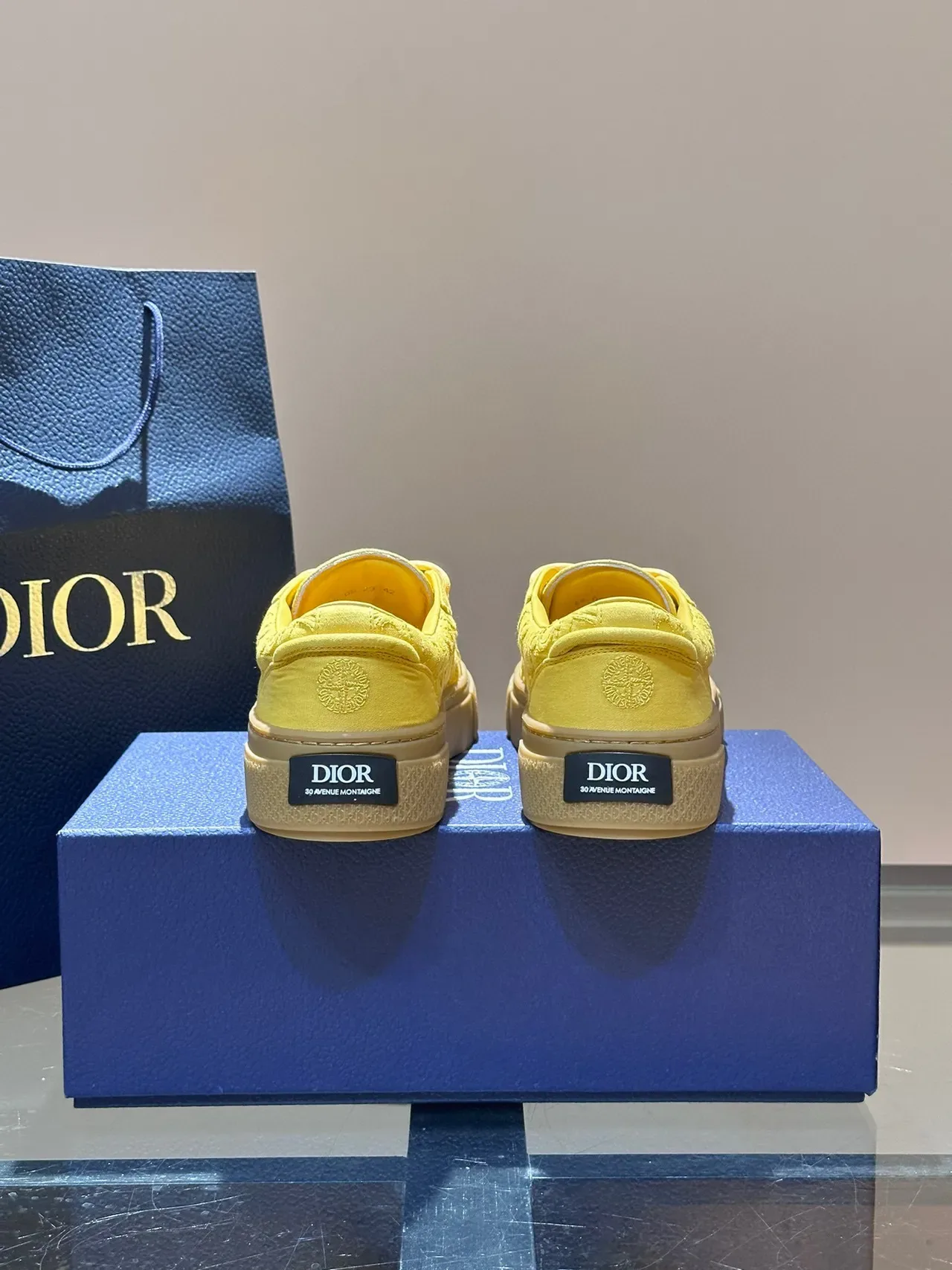 Dior B27 Yellow Beige Embossed Monogram Upper Low-Top Platform Silhouette Lifestyle Sneakers 5