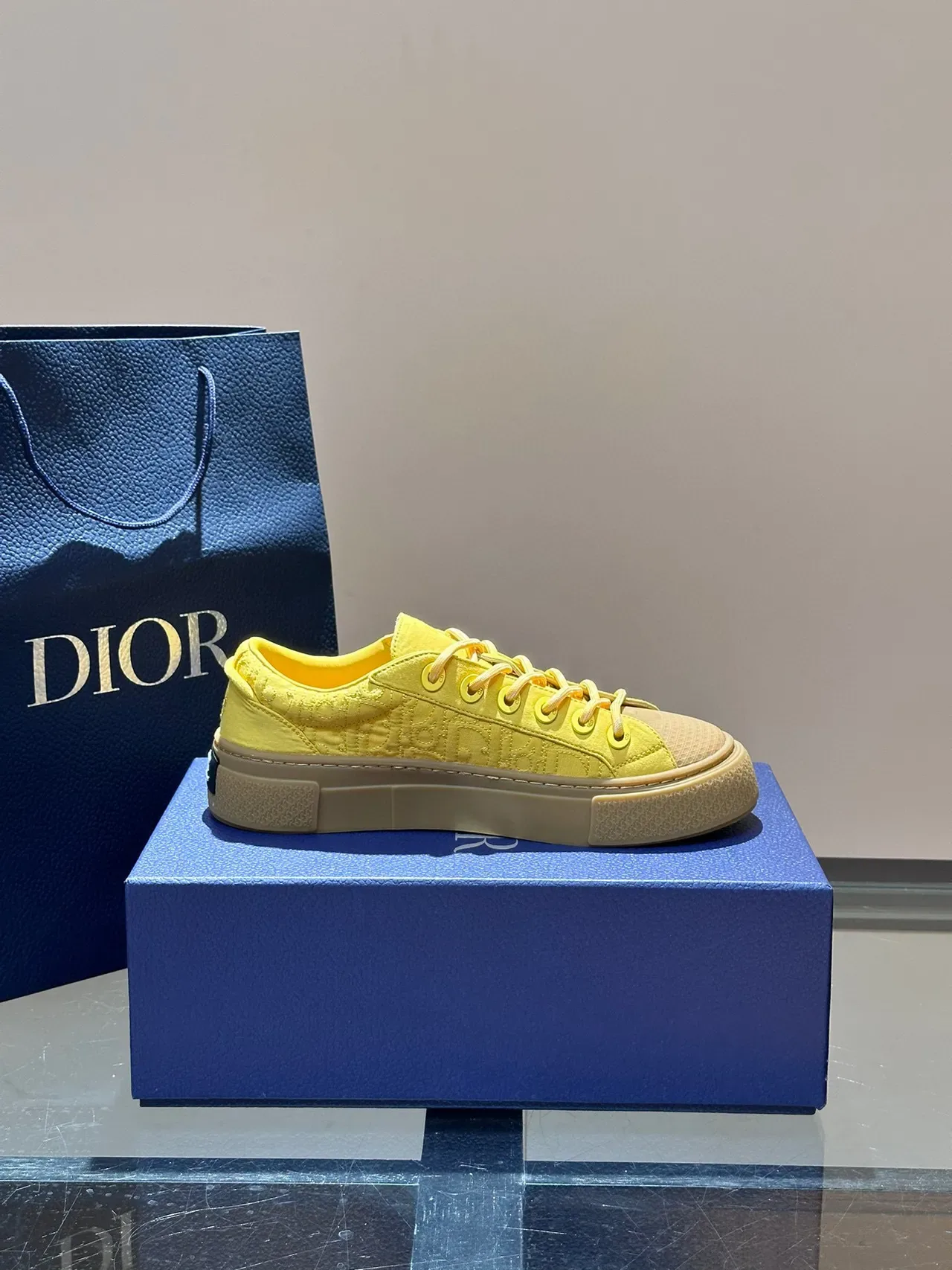 Dior B27 Yellow Beige Embossed Monogram Upper Low-Top Platform Silhouette Lifestyle Sneakers 6