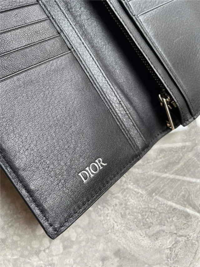 Dior काला सोना ग्रेन लेदर CD लोगो प्लेक लंबा बटुआ 4