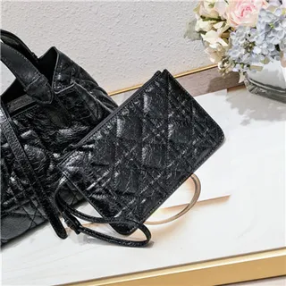 Dior Book Tote 粉色 绗缝钻石缝线 卷边皮革手柄 手提袋 20