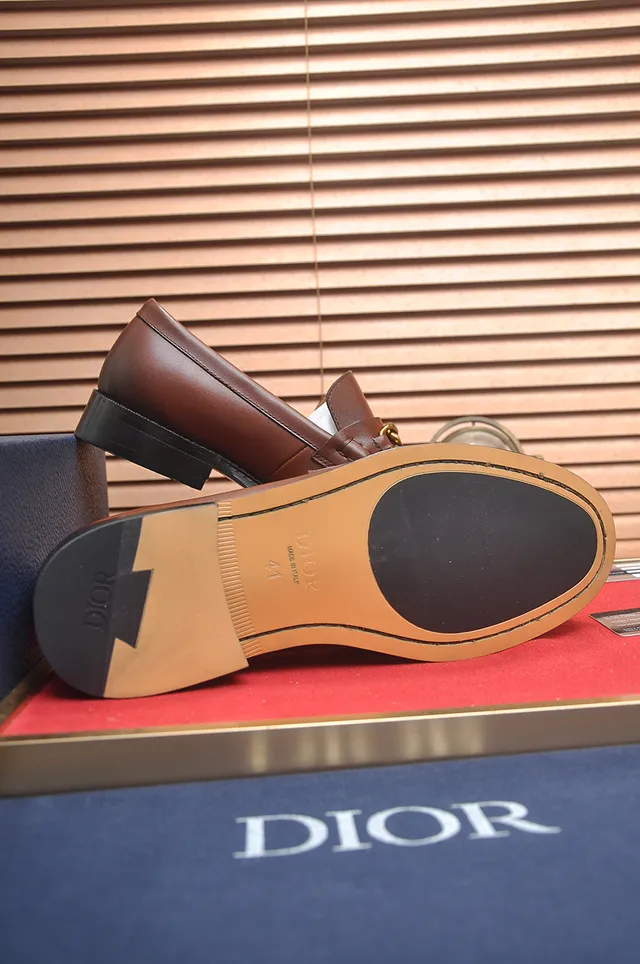 Dior Marrón Dorado Cuero Pulido Correa de Cadena Loafer 3