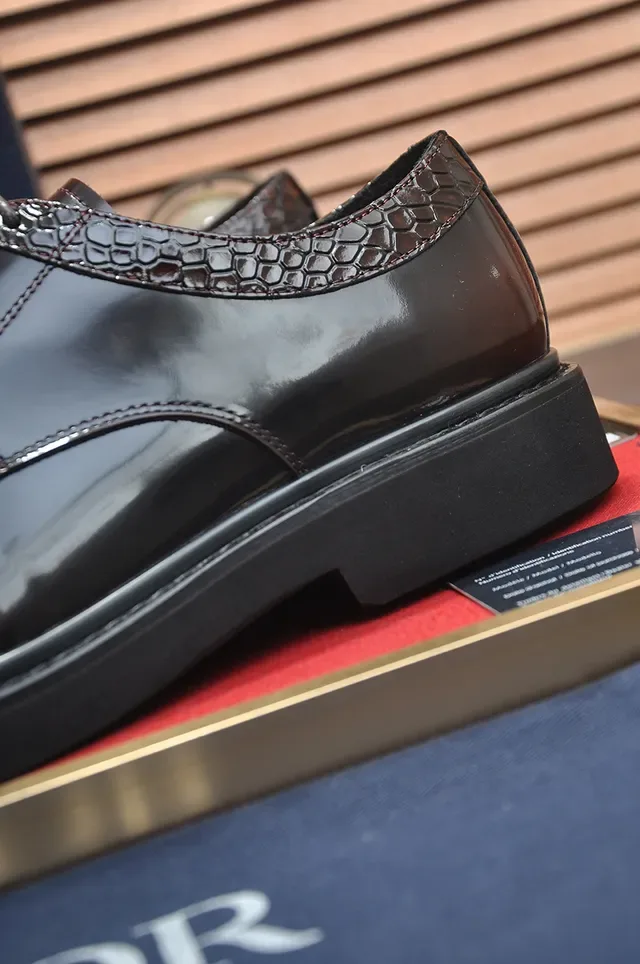 Sapatos Oxford Dior Borgonha Preto Couro Patentado Polido Goodyear Welted 2