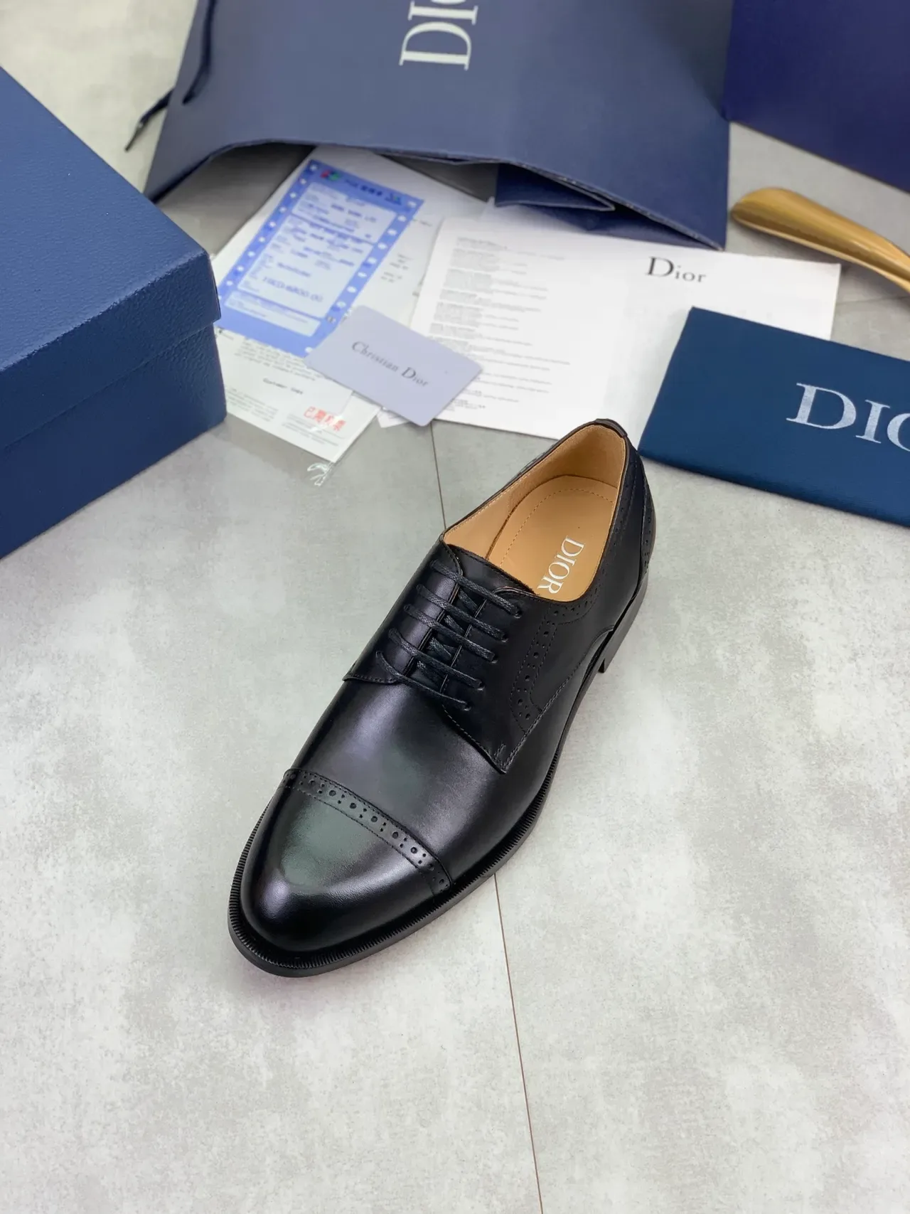 Dior Chaussures Oxford Brogue à Cap-Toe 4