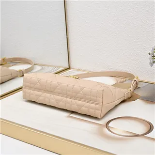 Dior Caro Monogram Canvas Negro y Beige Bolso underarm 13