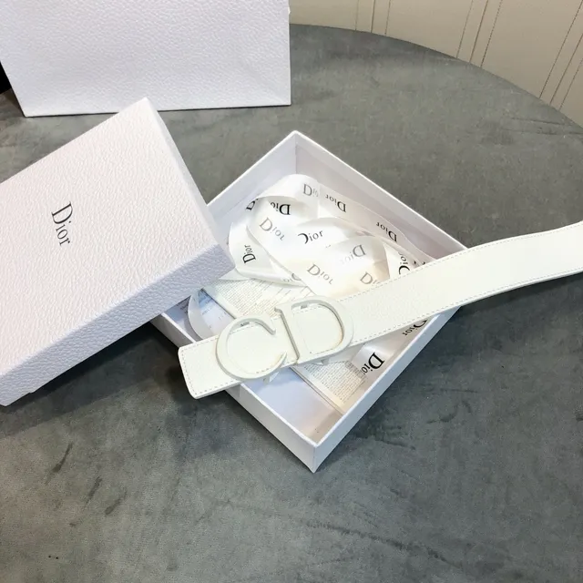 Dior CD Belt Ceinture en cuir texturisé blanc 4