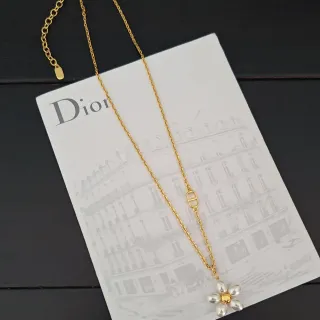 قلادة Dior سلسلة ذهبي أبيض قلادة زهرة