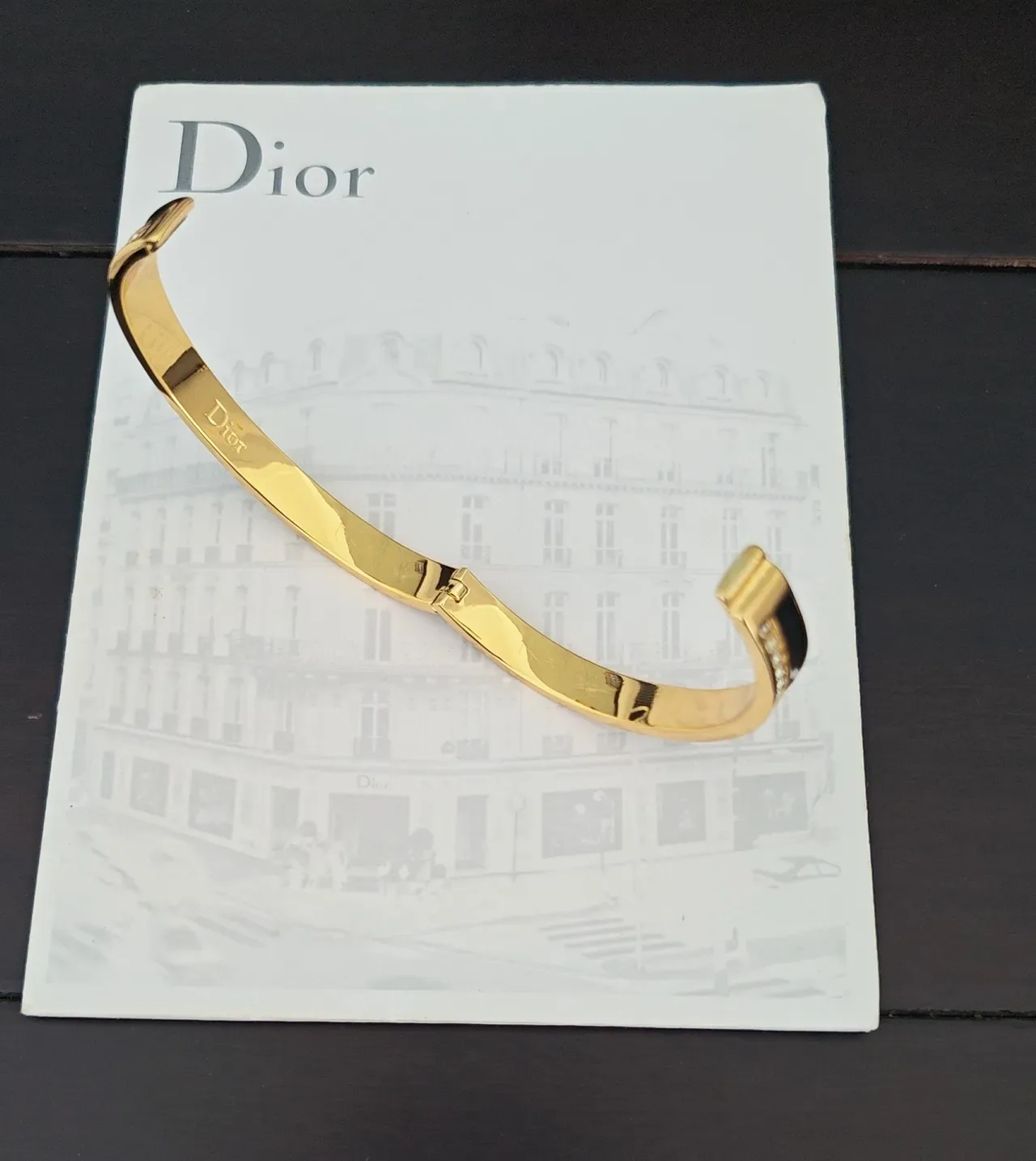 Dior La D de Dior Pulsera de Esmalte Negro y Motivo de Lazo en Oro 2