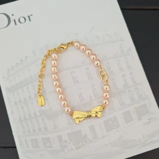 Dior La D de ذهب وردي سلسلة اللؤلؤ تعويذة قوس سحر سوار